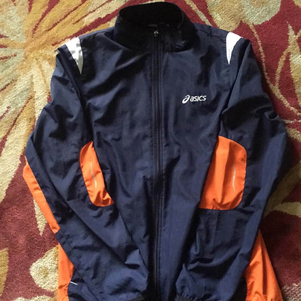 ASICS running windbreaker